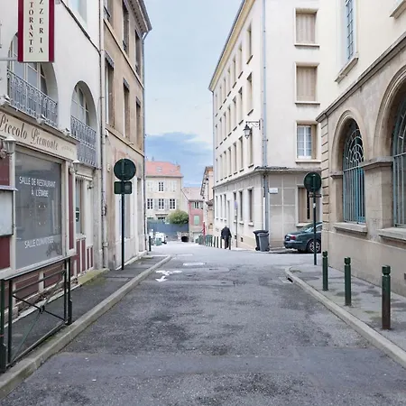 Lumineux 1 Hypercentre Place St Jean 瓦朗斯